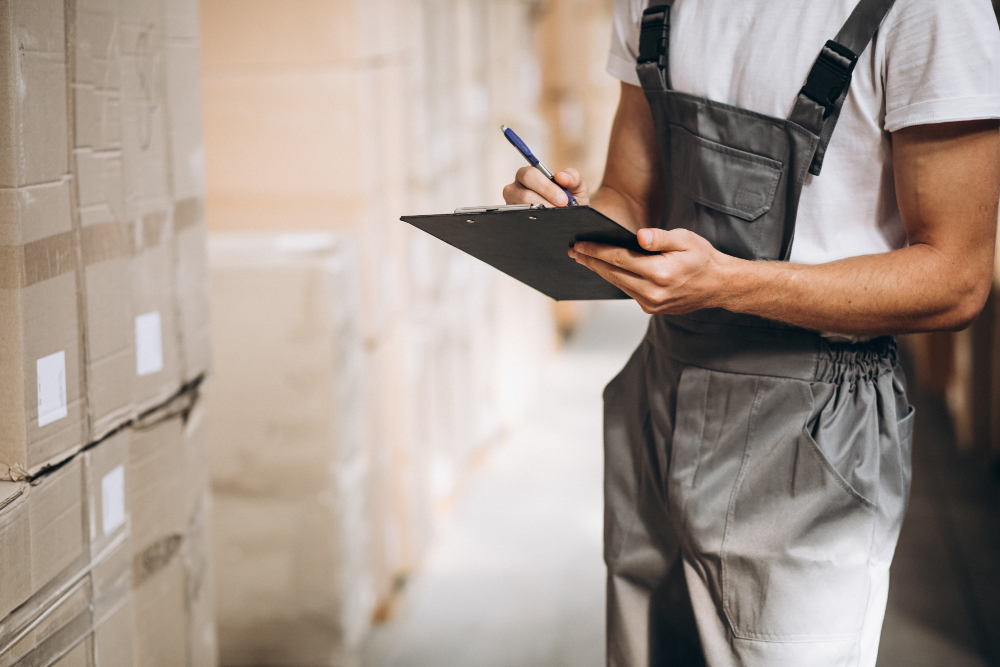 Lowongan Warehouse Operative